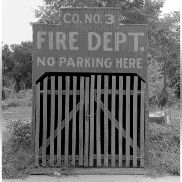 Saint Francisville, Louisiana Fire Dpt. Pic 1 Vintage Old Photo 8.5x11 Reprints - Picture 1 of 1